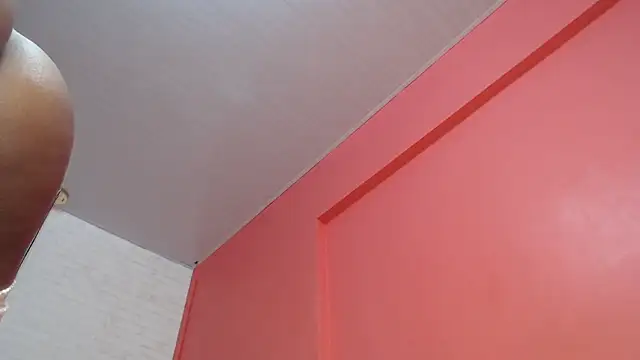 Snapshot of FiorellaRains chatting on 02/13/26, 12:56 FiorellaRains online show from 02/13/26, 12:56