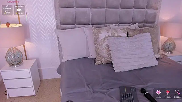 lucianacohelo online show from 10/30/25, 09:15