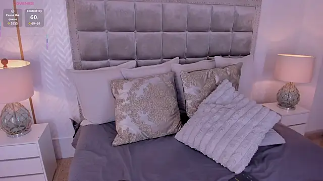 lucianacohelo online show from 11/04/25, 08:52