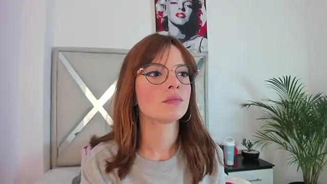 Snapshot of abby_jones2 chatting on 01/16/26, 03:43 abby jones2 online show from 01/16/26, 03:43