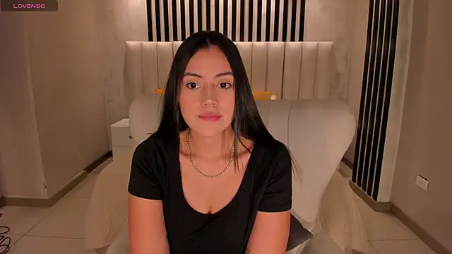 AmbarJames  online show from 05/24/26, 11:48