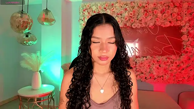 SophieHouston  online show from 09/30/25, 02:27