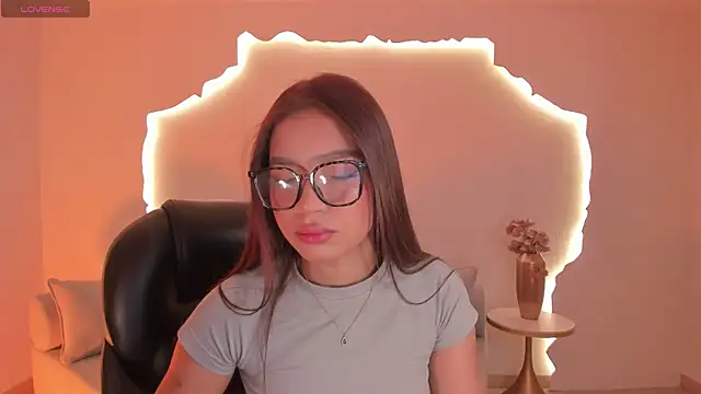 SophieHouston  online show from 06/27/26, 03:44