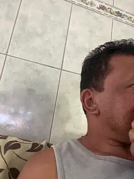 PIROCAGG21 online show from 12/21/25, 06:59