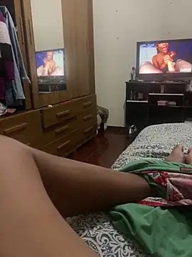 Snapshot of PIROCAGG21 chatting on 01/14/26, 10:36 PIROCAGG21 online show from 01/14/26, 10:36