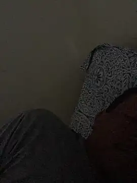 Snapshot of PIROCAGG21 chatting on 04/05/26, 10:12 PIROCAGG21 online show from 04/05/26, 10:12