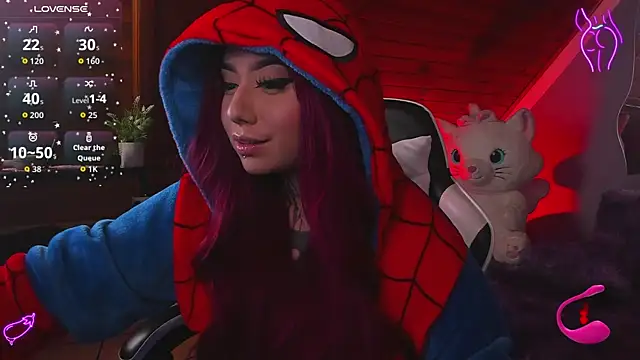 Snapshot of _Morrigan_ chatting on 11/28/25, 08:50 Morrigan online show from 11/28/25, 08:50