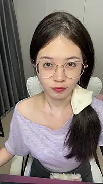Qianqian-888 online show from 10/28/25, 01:03