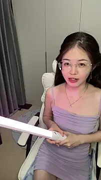 Qianqian-888 online show from 10/29/25, 01:13