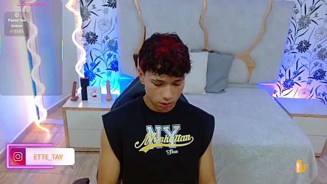 Ette tay online show from 09/21/25, 03:30