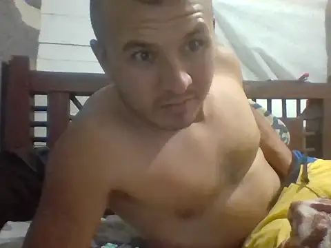 santiii   12 online show from 03/18/26, 05:21