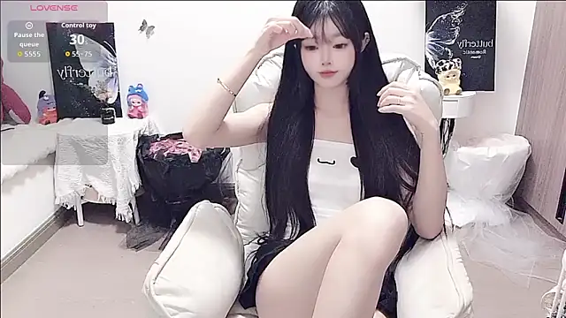 -EEBABY online show from 05/17/26, 07:43