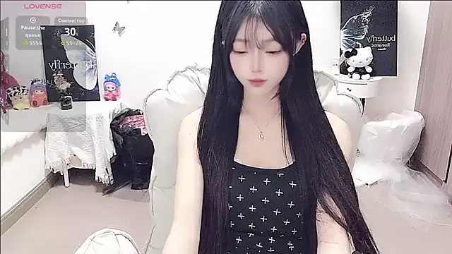 Snapshot of -EEBABY chatting on 06/17/26, 04:41 -EEBABY online show from 06/17/26, 04:41