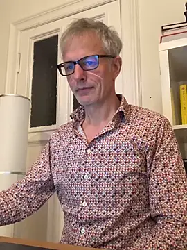 Snapshot of SexyLeon8 chatting on 02/27/25, 08:09 SexyLeon8 online show from 02/27/25, 08:09