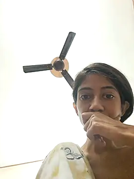 babe jasmine online show from 11/10/25, 04:00