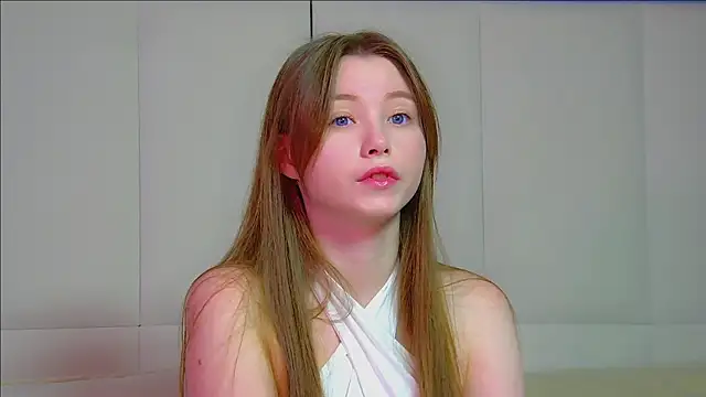 KeiraAsti online show from 10/07/25, 06:16