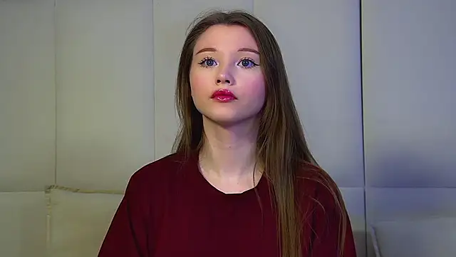 KeiraAsti online show from 04/28/26, 06:02