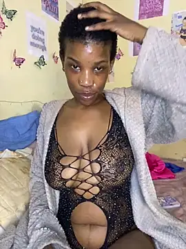 Caramel Mellow online show from 10/02/25, 08:05