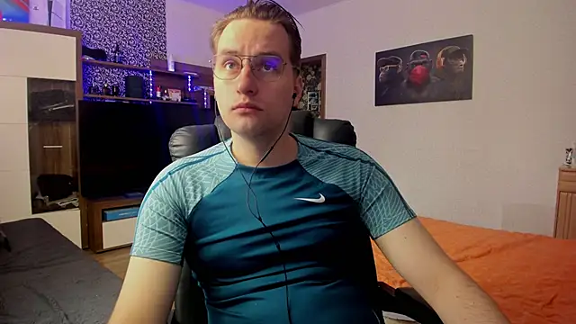 romiosabrino online show from 05/13/26, 10:01