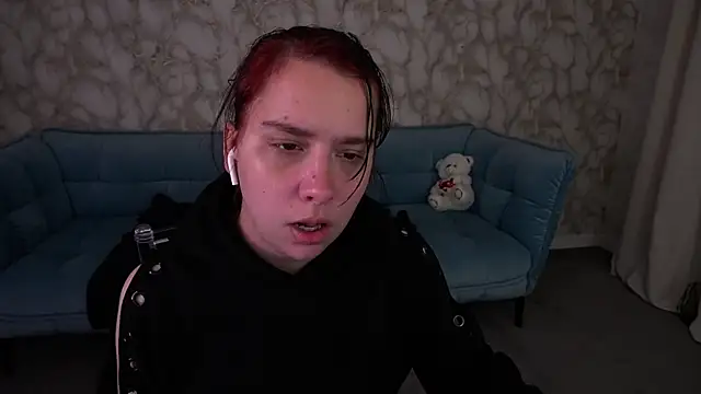 LiviaShy online show from 04/28/26, 07:30