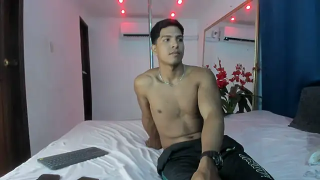 Snapshot of Akira_Hime chatting on 11/15/25, 02:20 Akira Hime online show from 11/15/25, 02:20