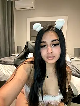 LilMisIndianx online show from 10/08/25, 08:12