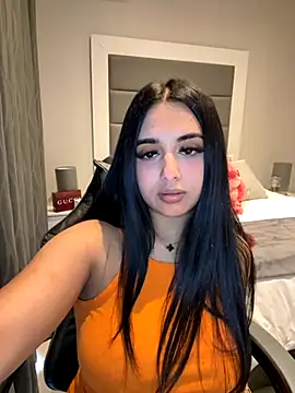 LilMisIndianx online show from 11/21/25, 08:46