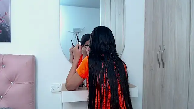 pinky f00x online show from 12/20/25, 07:21