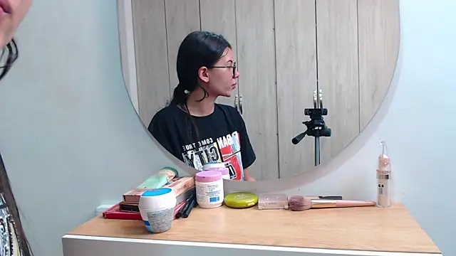 pinky f00x online show from 03/12/26, 07:42