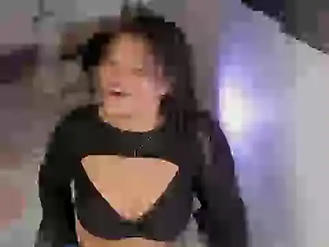 Snapshot of chloe_kisses chatting on 03/26/26, 11:38 chloe kisses online show from 03/26/26, 11:38
