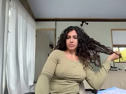 deusaludovica online show from 05/25/26, 04:13
