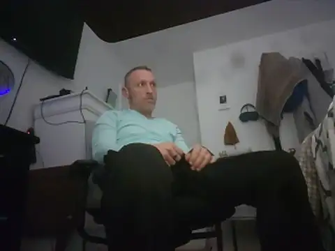 Snapshot of Scott654538 chatting on 05/26/26, 07:59 Scott654538 online show from 05/26/26, 07:59