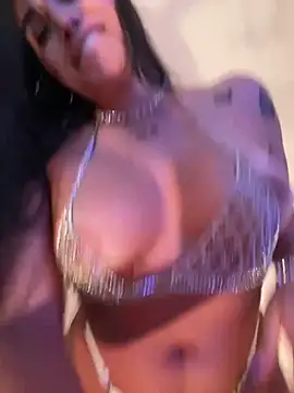 Bella  Wood online show from 05/08/26, 09:42