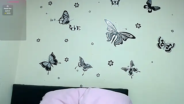 liz7skinny online show from 06/12/26, 09:14
