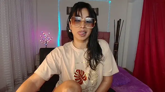 hannagomez 24 online show from 02/04/26, 10:47