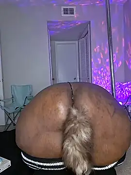 Snapshot of Thickkemzz41 chatting on 09/10/25, 11:49 Thickkemzz41 online show from 09/10/25, 11:49