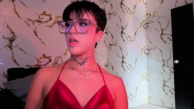 Snapshot of Rebeka-baker chatting on 12/17/25, 07:53 Rebeka-baker online show from 12/17/25, 07:53