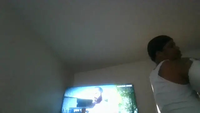 Snapshot of Jay-mack23 chatting on 04/12/26, 12:43 Jay-mack23 online show from 04/12/26, 12:43