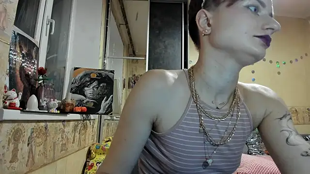 Snapshot of WatsonMi chatting on 11/15/25, 03:52 WatsonMi online show from 11/15/25, 03:52