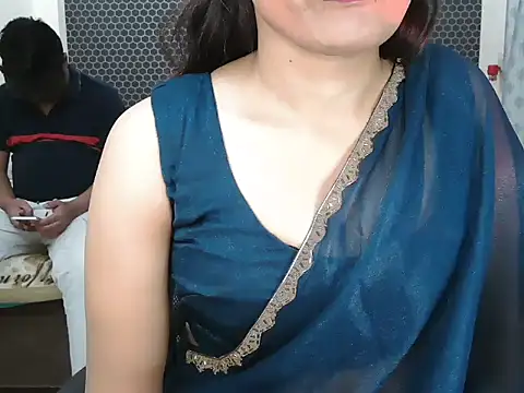 Snapshot of sexyrihana223 chatting on 02/25/26, 06:17 sexyrihana223 online show from 02/25/26, 06:17