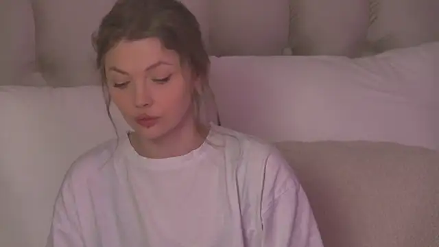miamunn online show from 05/18/26, 03:35