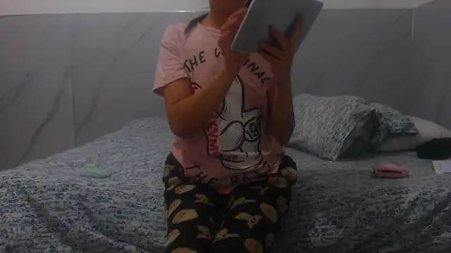 sabrina v  online show from 11/20/25, 09:47