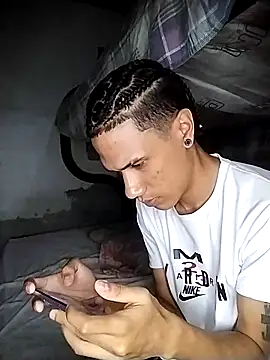 Gabriel Stone online show from 10/28/25, 04:16