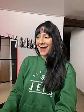 Snapshot of lenkaa chatting on 02/11/26, 11:32 lenkaa online show from 02/11/26, 11:32