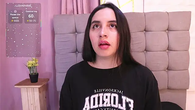 kaylee lee online show from 09/10/25, 04:12