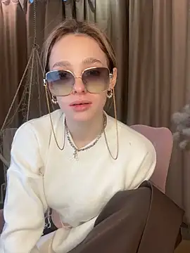 Naomi   Rias online show from 09/30/25, 01:32