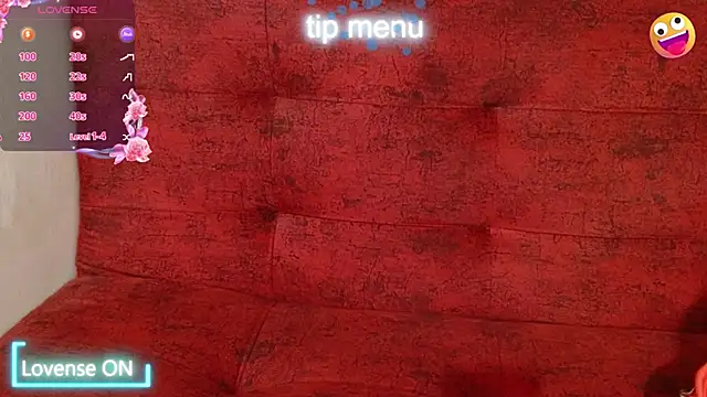 Snapshot of naomi_powel chatting on 02/20/26, 02:06 naomi powel online show from 02/20/26, 02:06