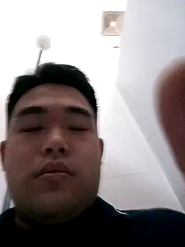 Snapshot of Bin77 chatting on 11/28/25, 01:19 Bin77 online show from 11/28/25, 01:19