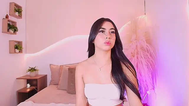 Snapshot of maia_lia_ chatting on 09/11/25, 07:14 maia lia  online show from 09/11/25, 07:14