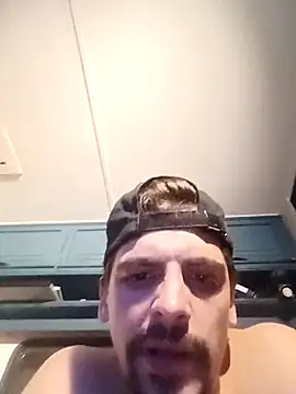 Snapshot of LesEspagnols chatting on 10/23/25, 02:11 LesEspagnols online show from 10/23/25, 02:11